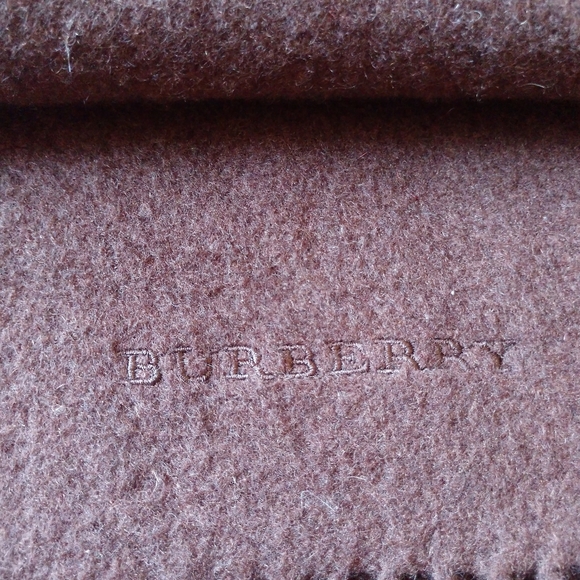 Burberry Cashmere Scarf - Picture 2 of 4